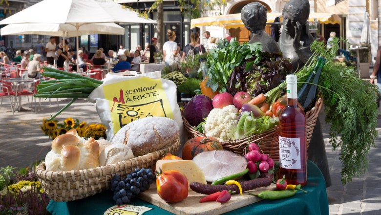 St. Pölten weekly market, © Werner Jäger St. Pölten weekly market, © Werner Jäger