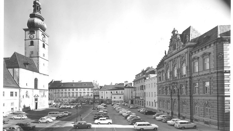 Domplatz in former times, © Stadtarchiv St. Pölten Domplatz in former times, © Stadtarchiv St. Pölten
