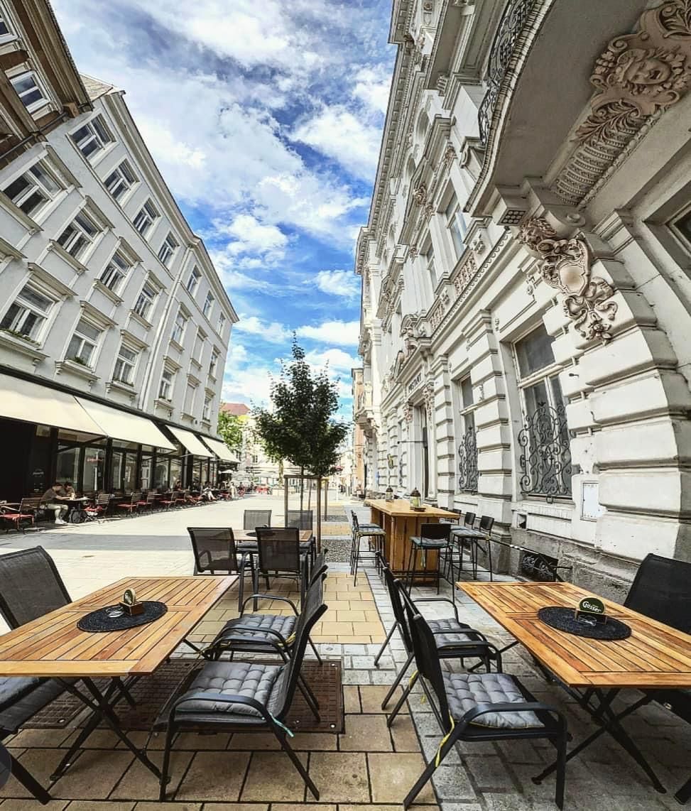 Café Bar Mittndrin