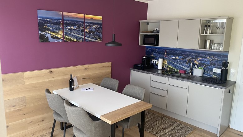 Kitchen, &copy; LIVERO Apartments