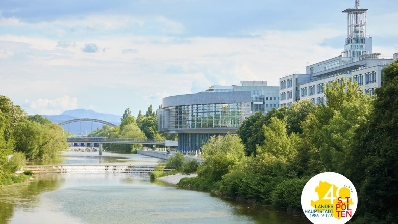 Landesregierung, &copy; Rupert Pessl