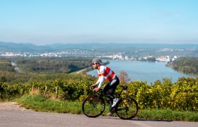 Radfahren in Krustetten, &copy; Josef Bollwein