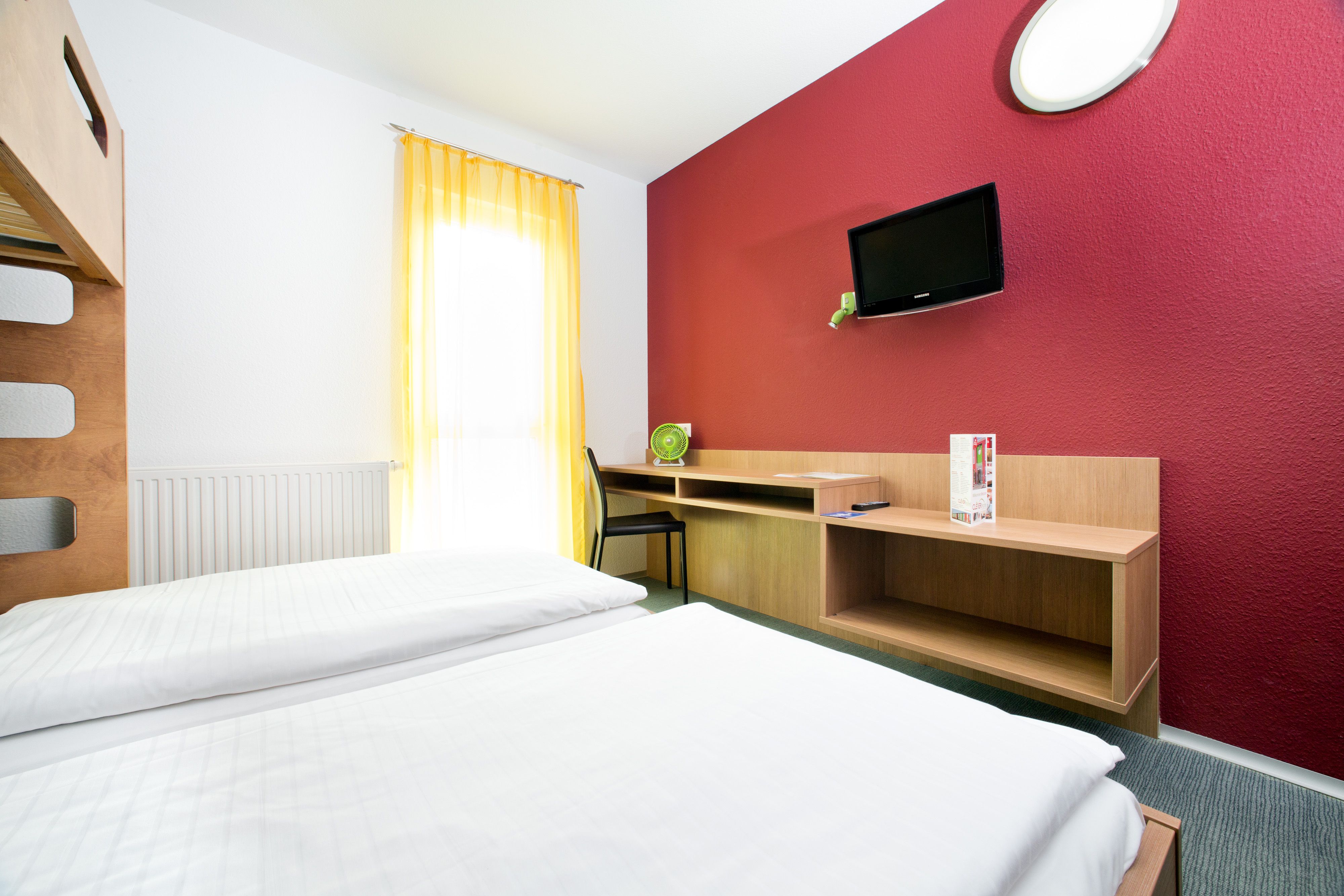 Triple room