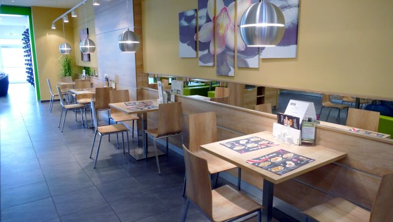 Mömax Restaurant