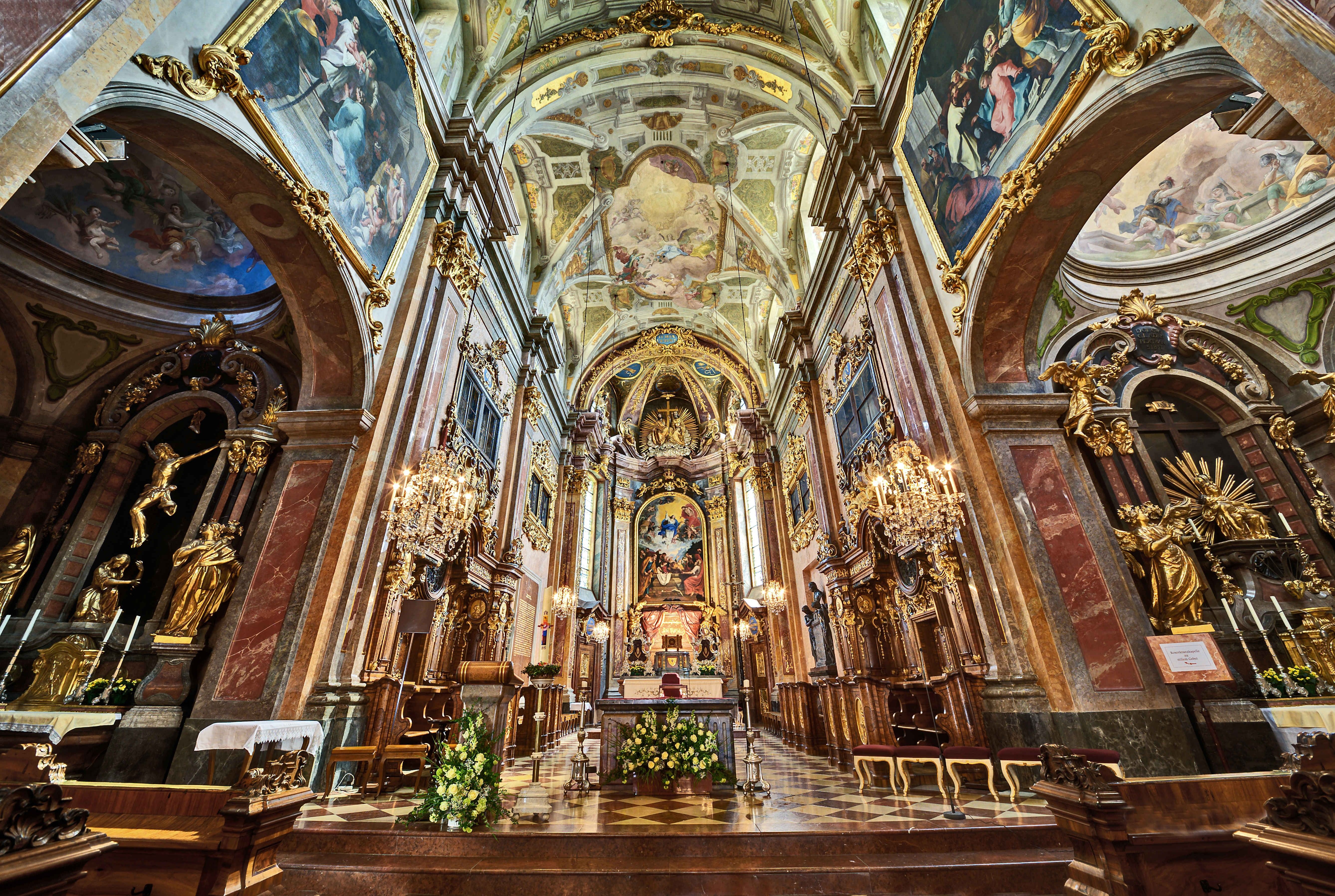 Dom innen