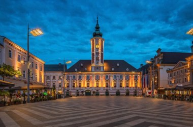 town hall at night, © SEPA.Media KG | Barbara Seiberl-Stark