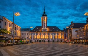 Evening atmosphere St. Pölten town hall, © Sepamedia