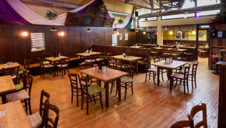 Lokal innen, &copy; Fam. Groiss