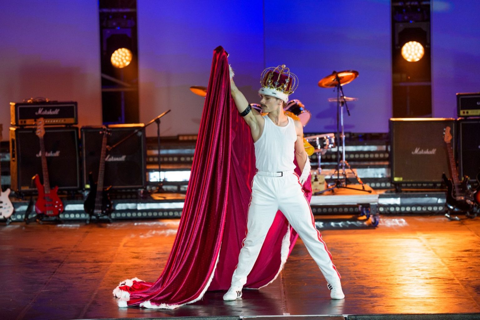 QUEEN