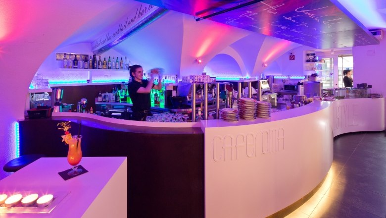 Caf&eacute;-Eissalon Roma, &copy; Werner J&auml;ger