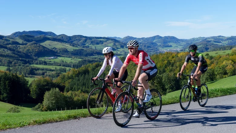 Ausfahrt in das Alpenvorland, © Josef Bollwein