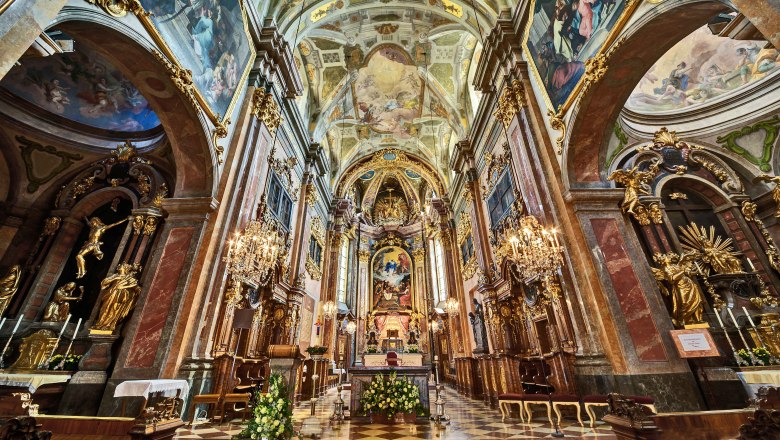 Cathedral inside, &copy; SEPAMedia - Benes