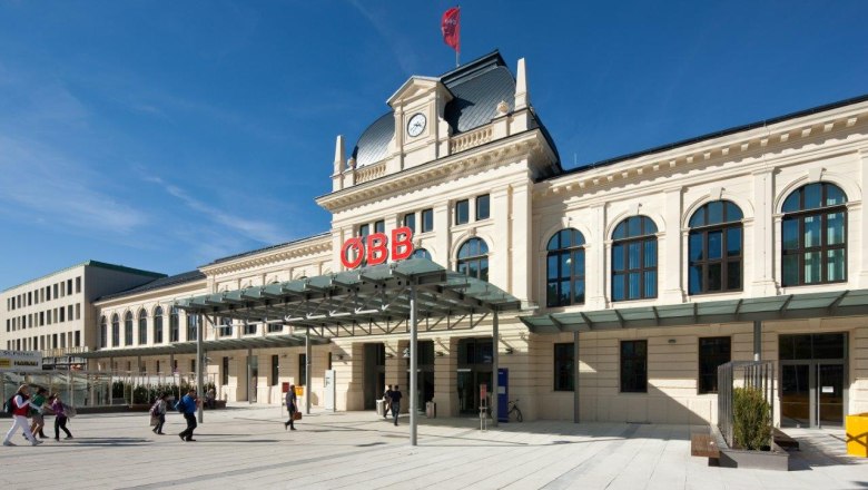 Bahnhofsgebäude, © Werner Jäger