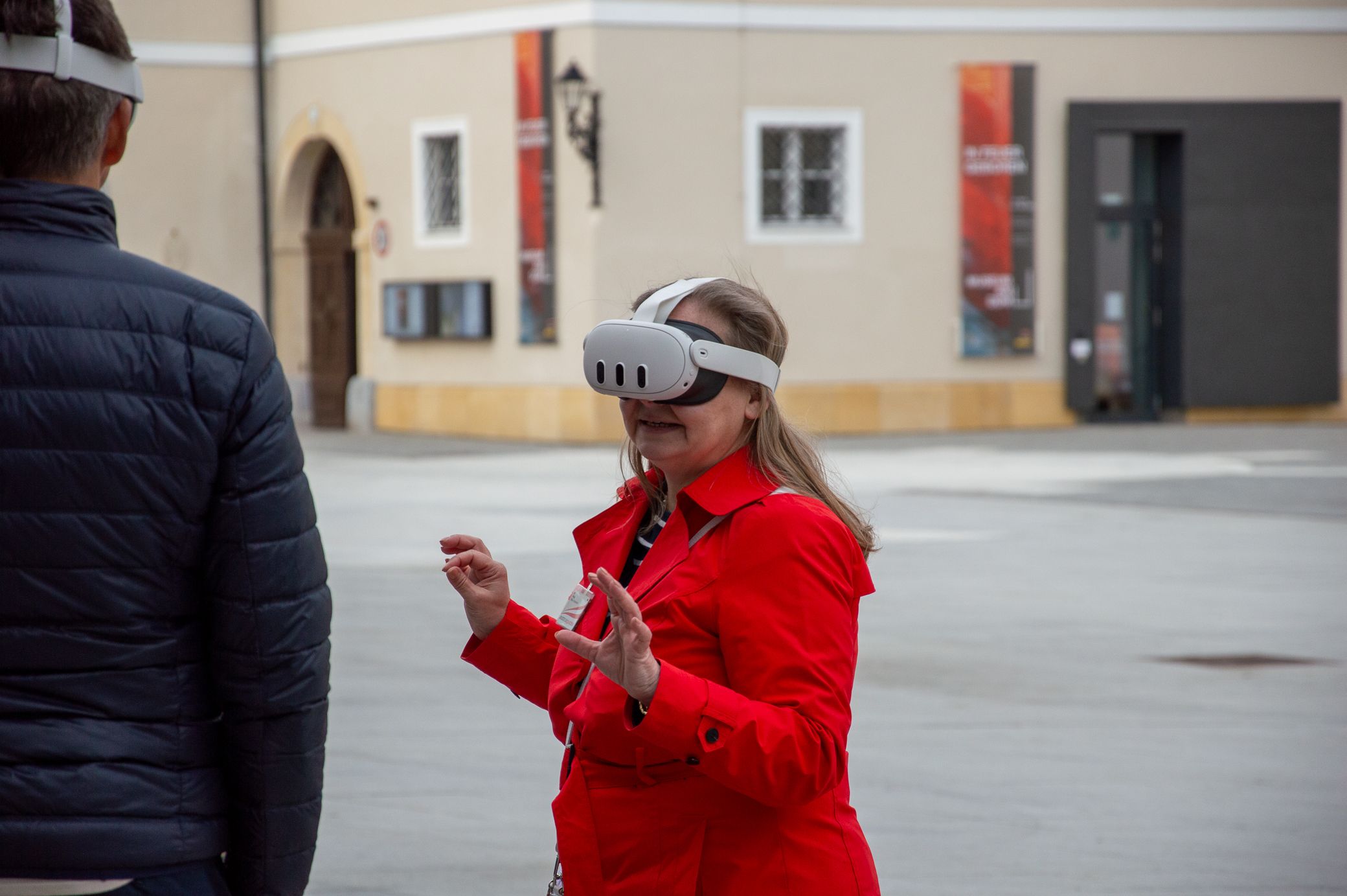 Austria Guida mit den XR Brillen am Domplatz