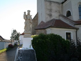 Gansbach parish church, &copy; Unknown