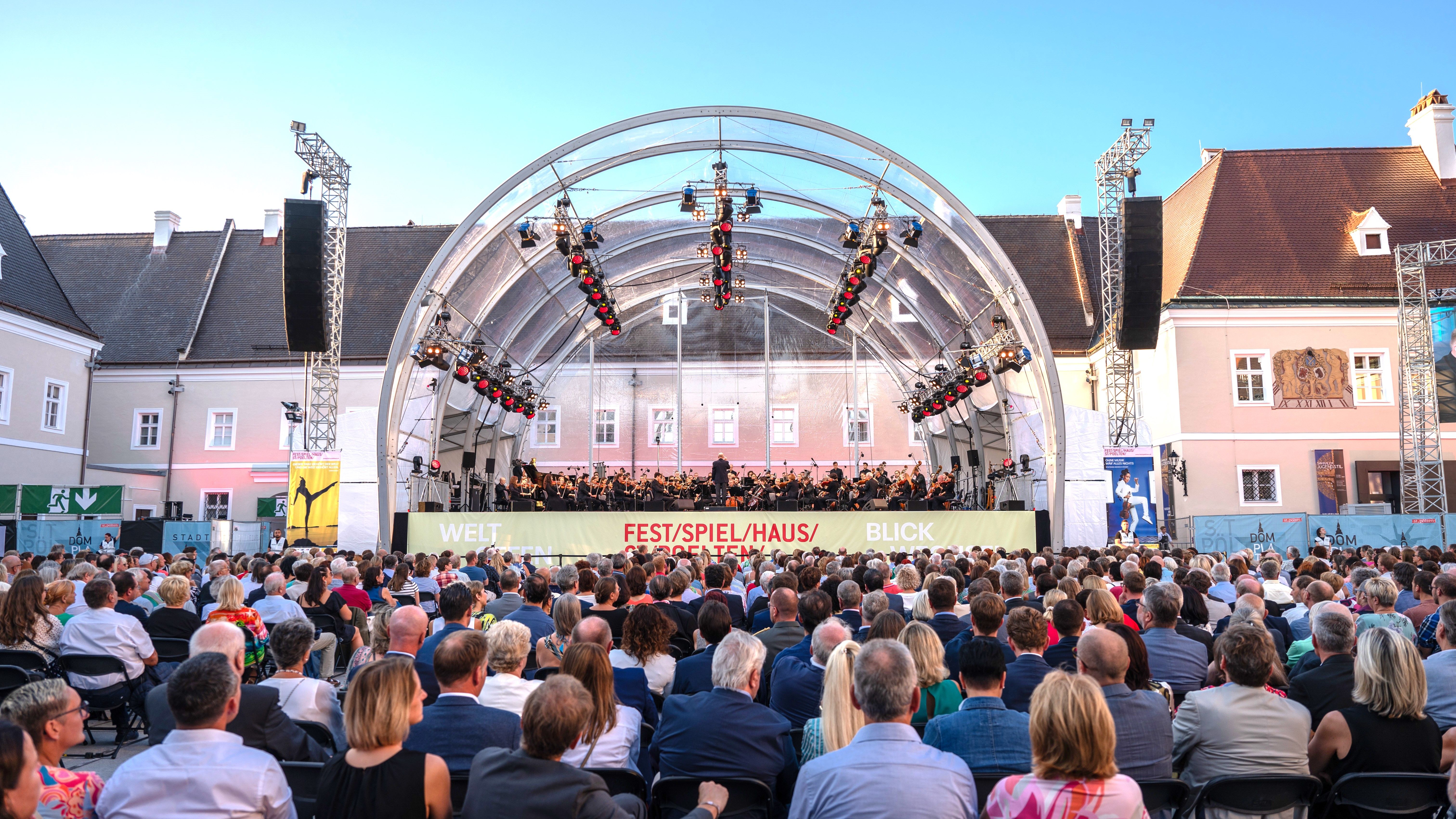 Domplatz Open Air