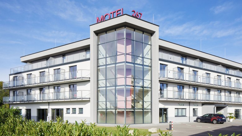 Motel 267, © Rupert Pessl