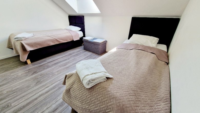 Apartment 4, &copy; Yuva