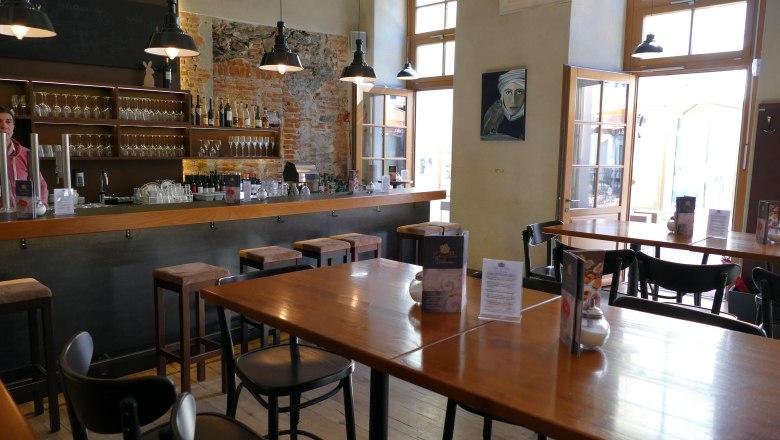 Caf&eacute; in Palais Wellenstein, &copy; Marketing St.P&ouml;lten GmbH