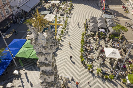 Rathausplatz von oben, © Schwarz König 