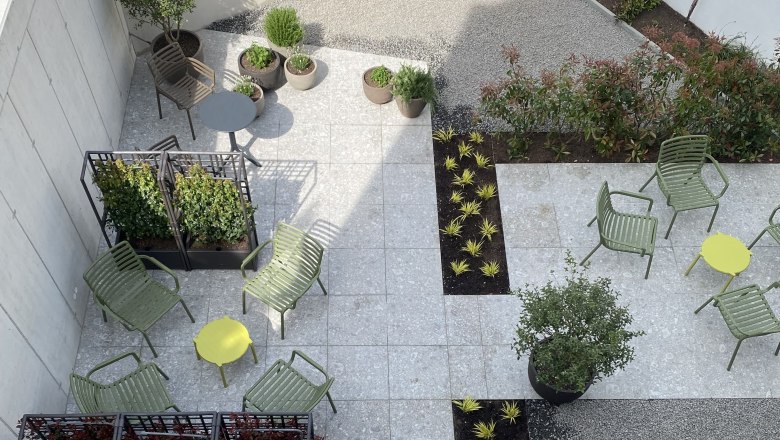 Cozy outdoor area, © LIVERO Apartments
