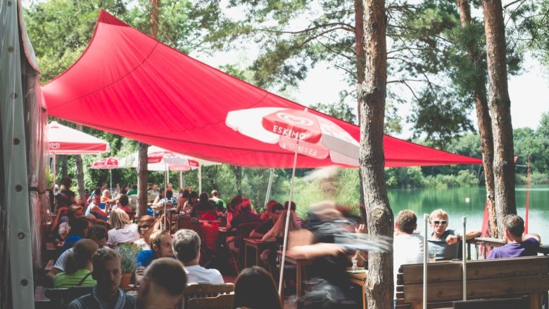 Guests on the terrace, &copy; Peter Rauchecker