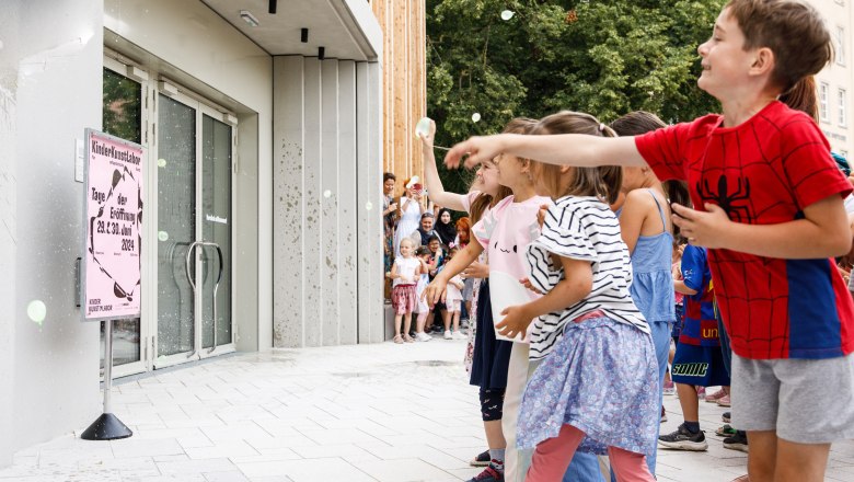 Er&ouml;ffnung, &copy; Max Kropitz